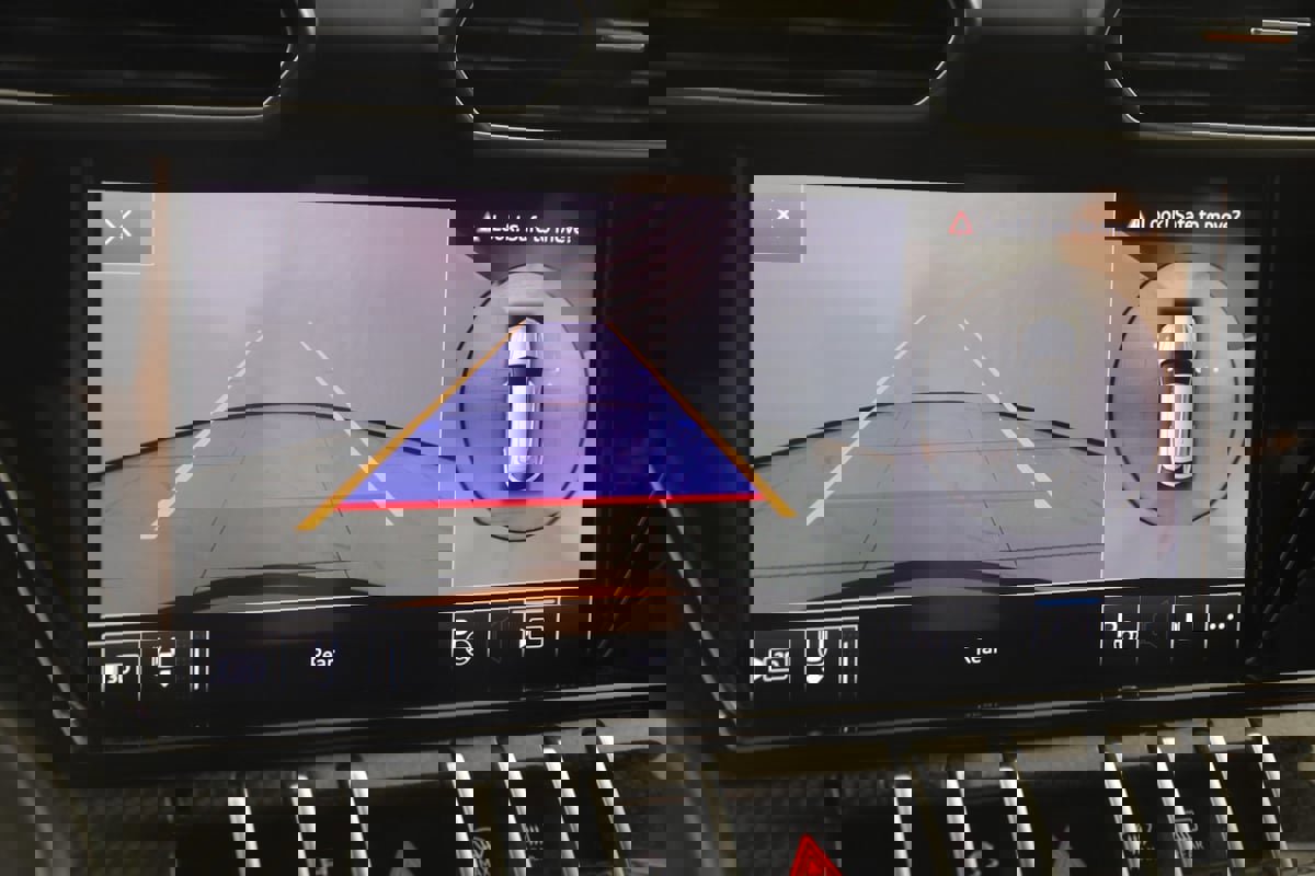 Used 2021 Lamborghini Urus image 11