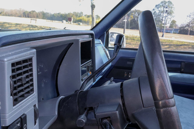 Used 1989 Chevrolet Silverado 1500 2WD Regular Cab image 23