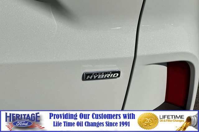 New 2025 Ford Escape SE w/ Class II Trailer Tow Package image 27