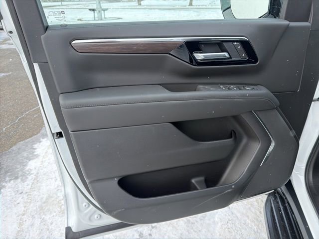 New 2026 Chevrolet Suburban LS w/ LPO, Dark Essentials Package image 12