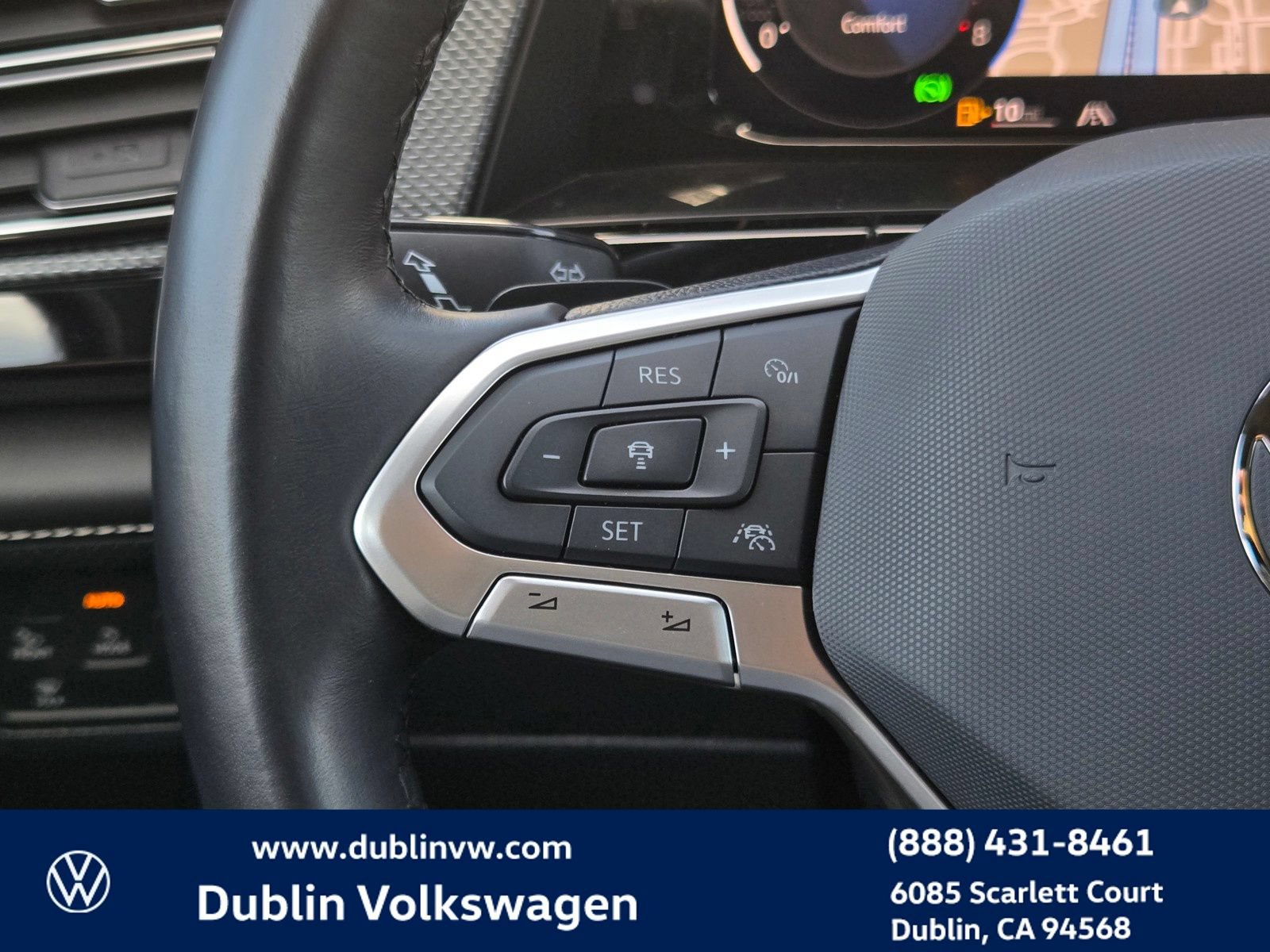 Certified 2024 Volkswagen Atlas Cross Sport SEL R-Line AWD/4WD image 21