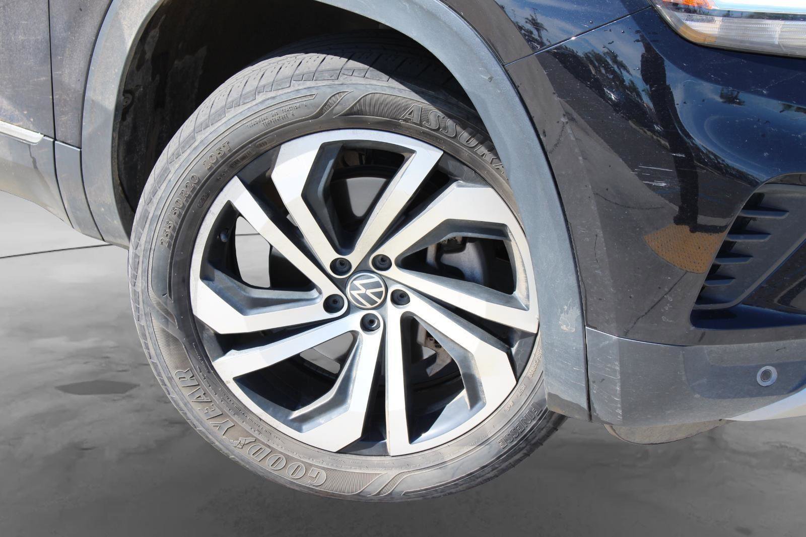 Used 2022 Volkswagen Atlas SEL AWD/4WD image 3