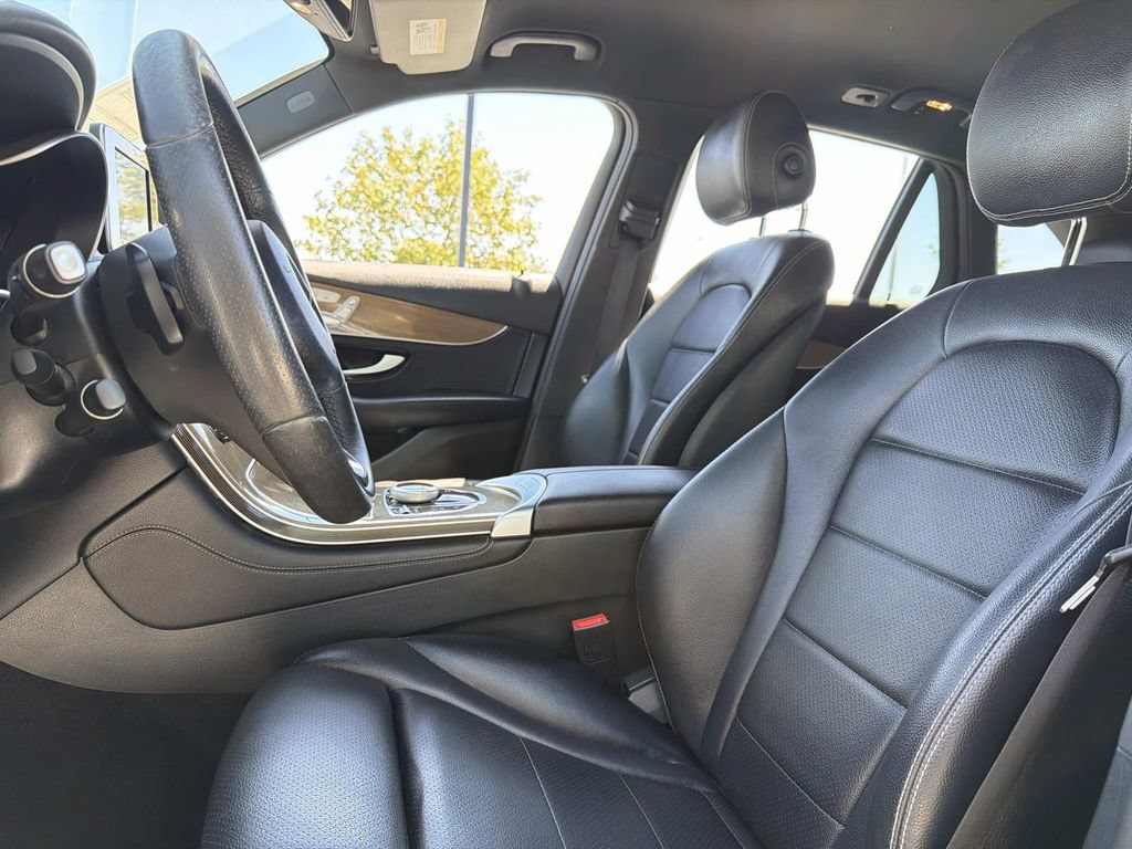 Used 2018 Mercedes-Benz GLC 300 image 17
