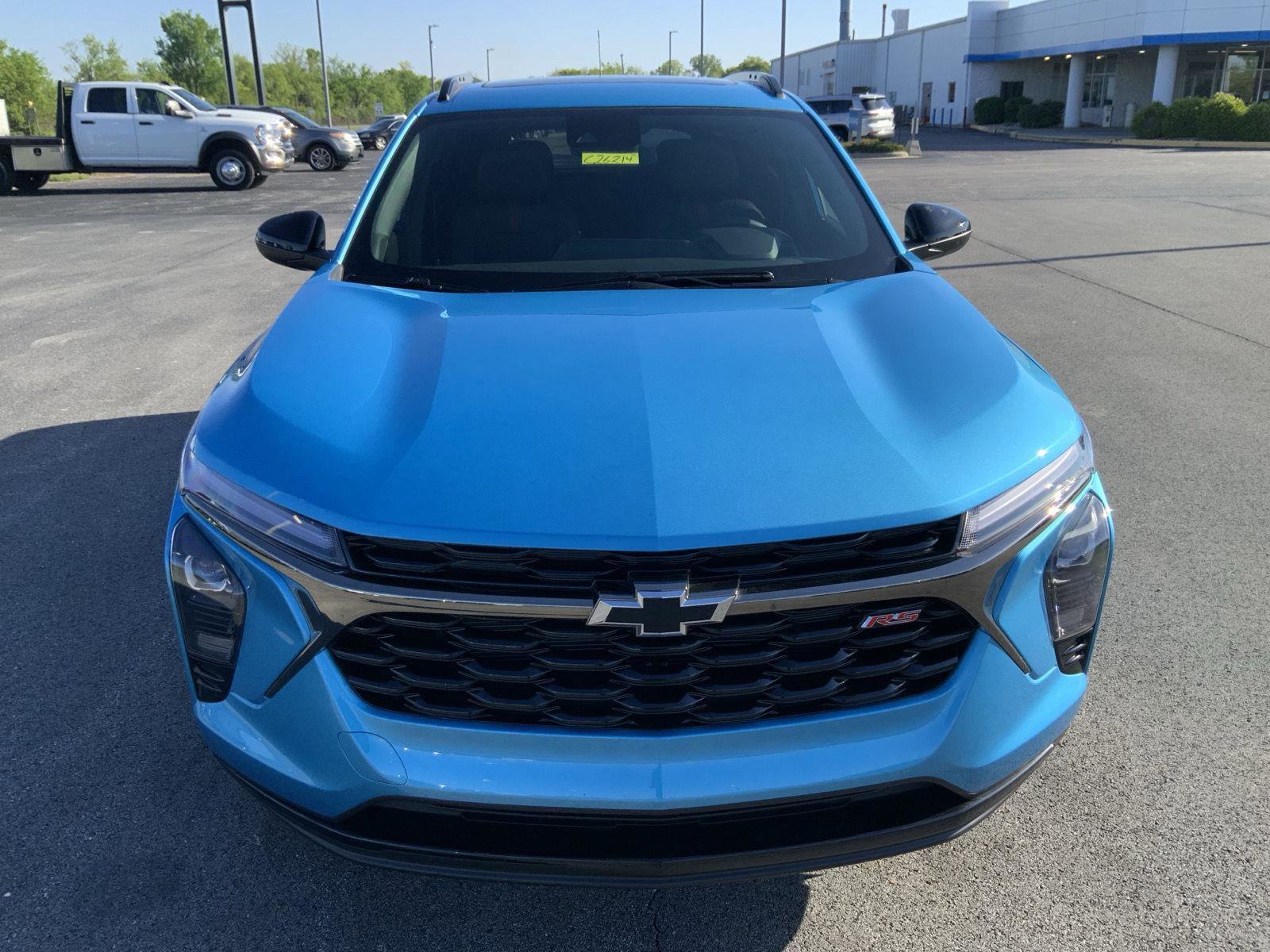 New 2026 Chevrolet Trax RS FWD image 3