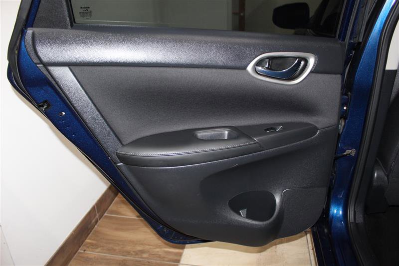 Used 2018 Nissan Sentra SV image 30