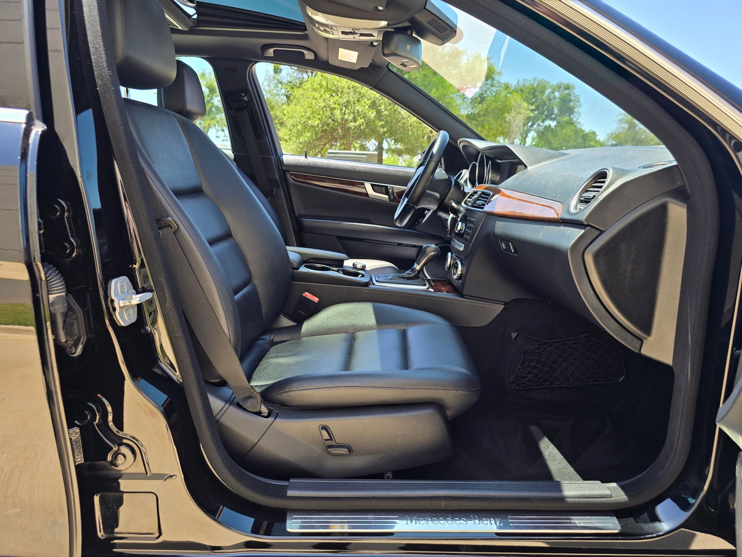 Used 2013 Mercedes-Benz C 300 4MATIC Sedan image 20