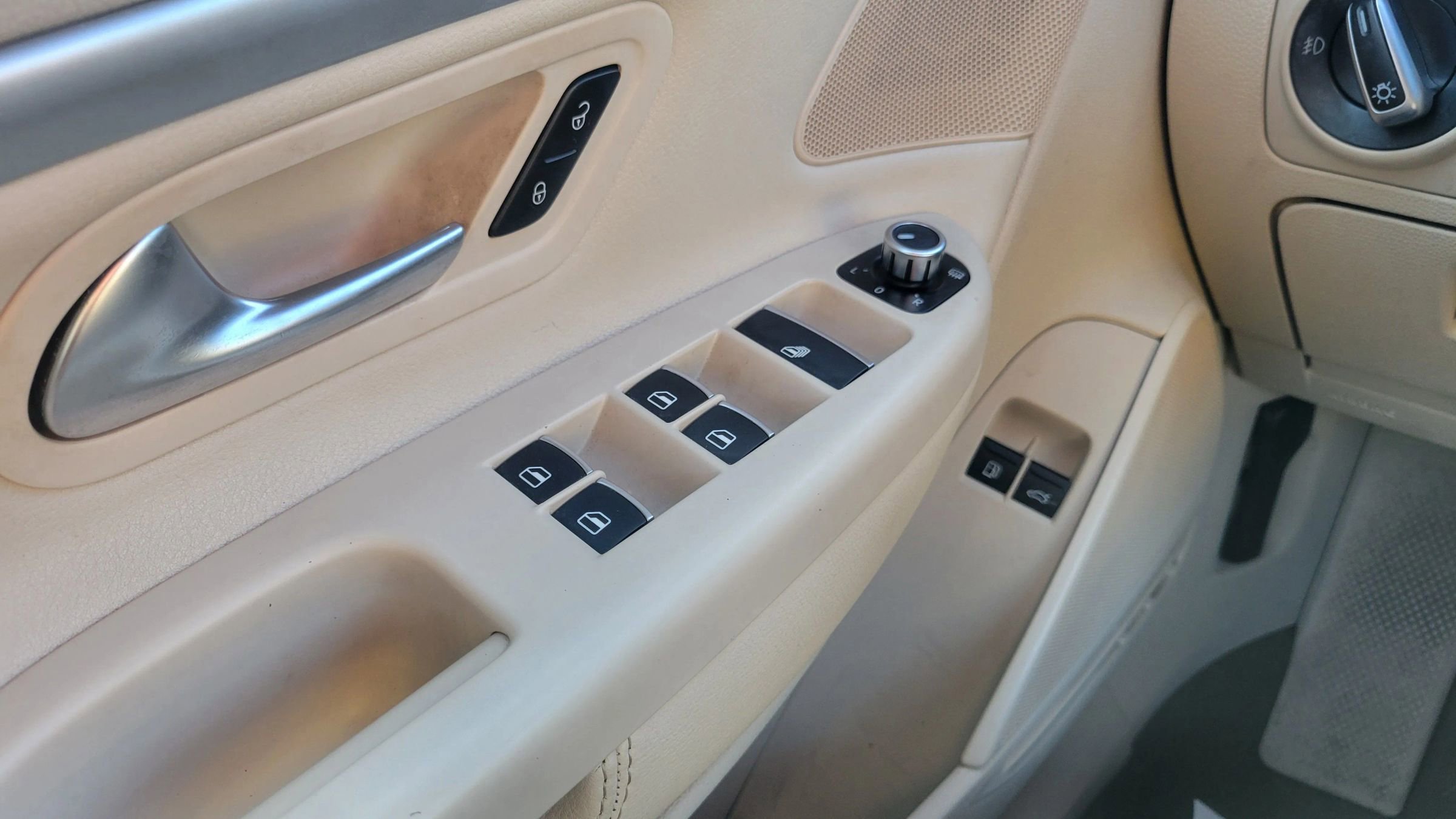 Used 2013 Volkswagen Eos Komfort image 15