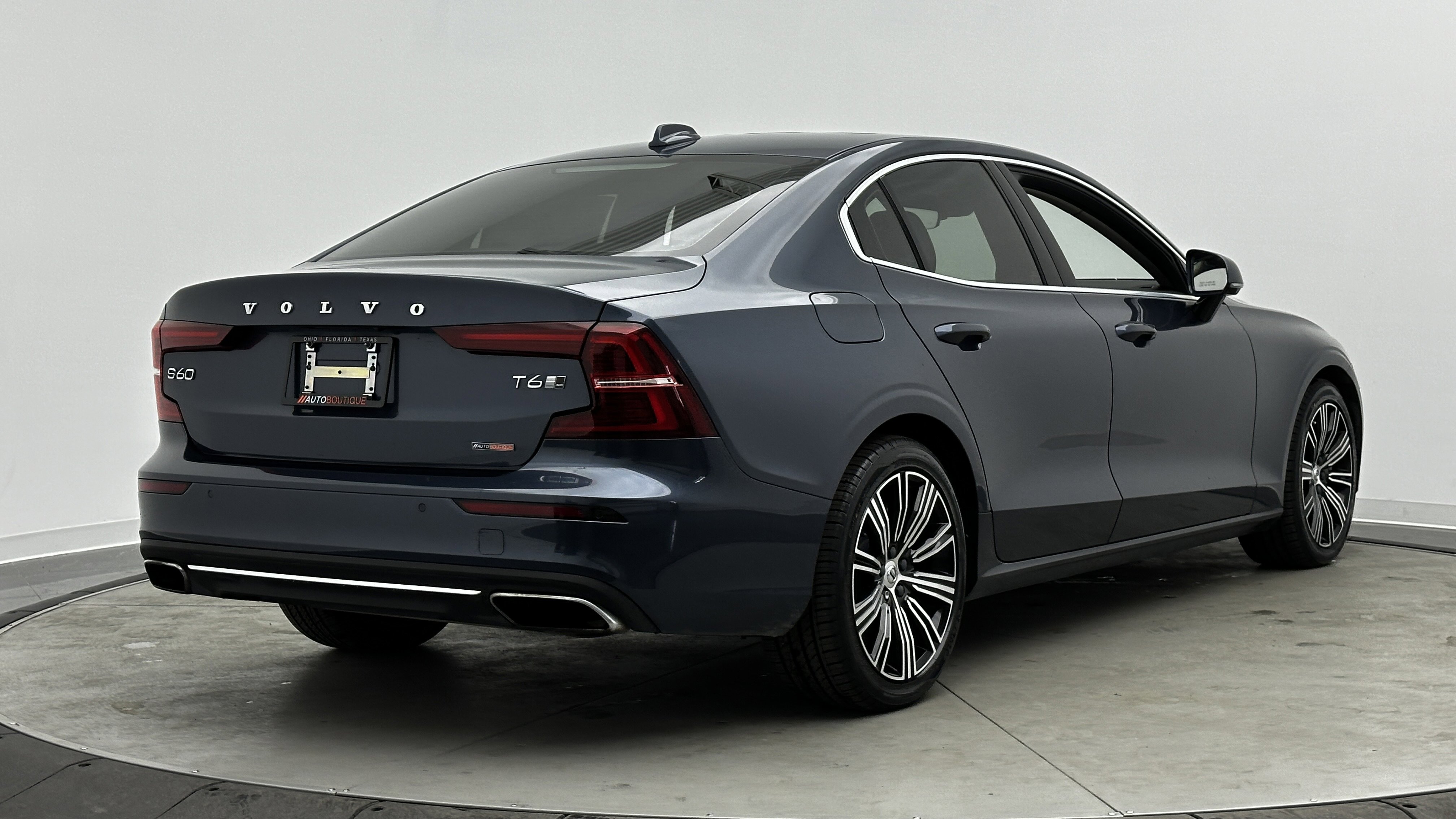 Used 2020 Volvo S60 T6 Inscription w/ Protection Package Premier image 8