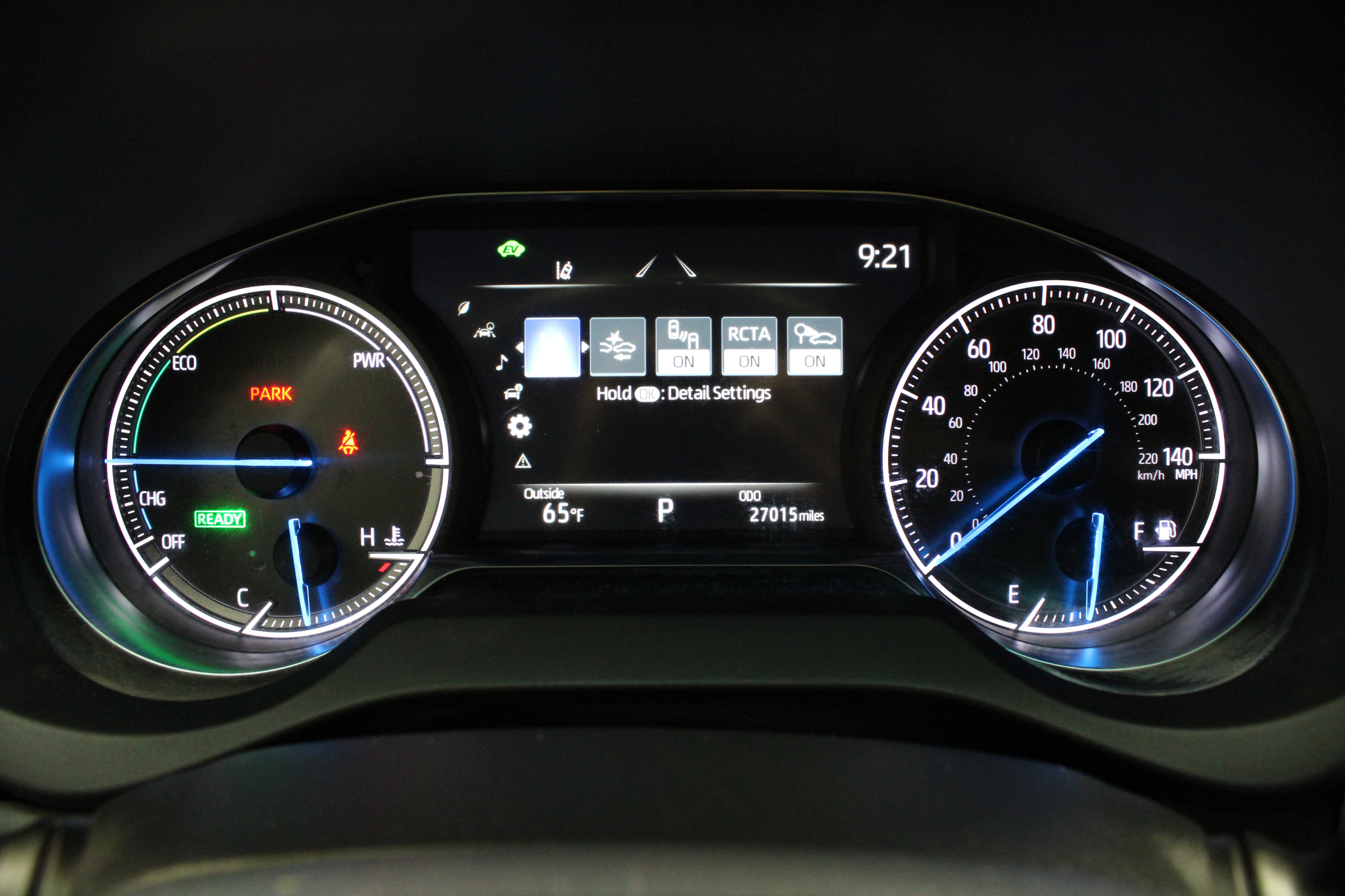 Certified 2023 Toyota Venza LE AWD/4WD image 39