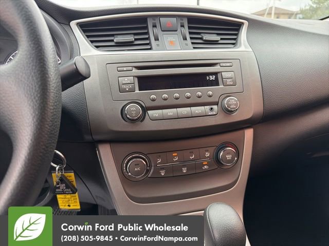Used 2013 Nissan Sentra S image 18