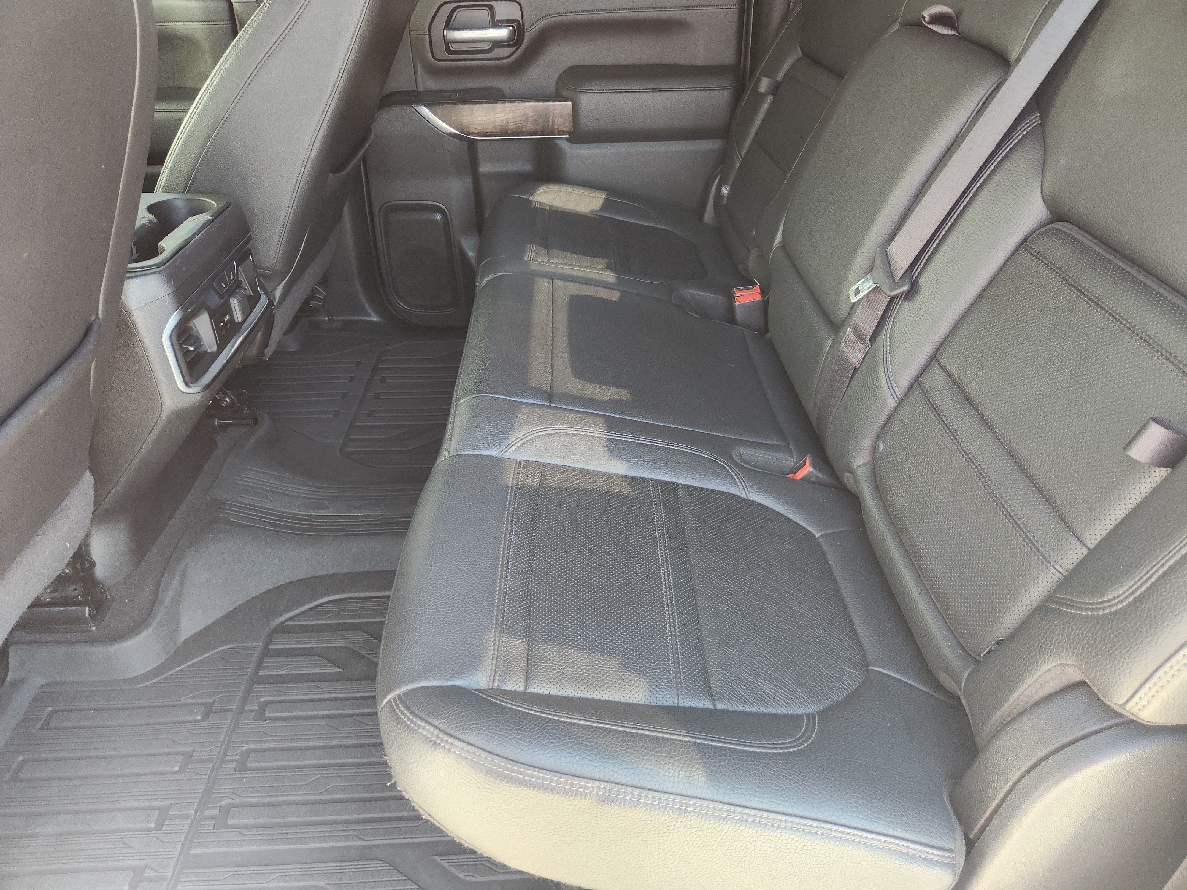 Used 2020 GMC Sierra 3500 Denali w/ Denali Ultimate Package AWD/4WD image 31