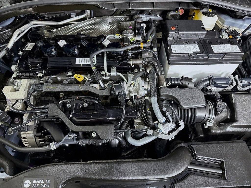 Certified 2024 Toyota Corolla Cross LE image 31