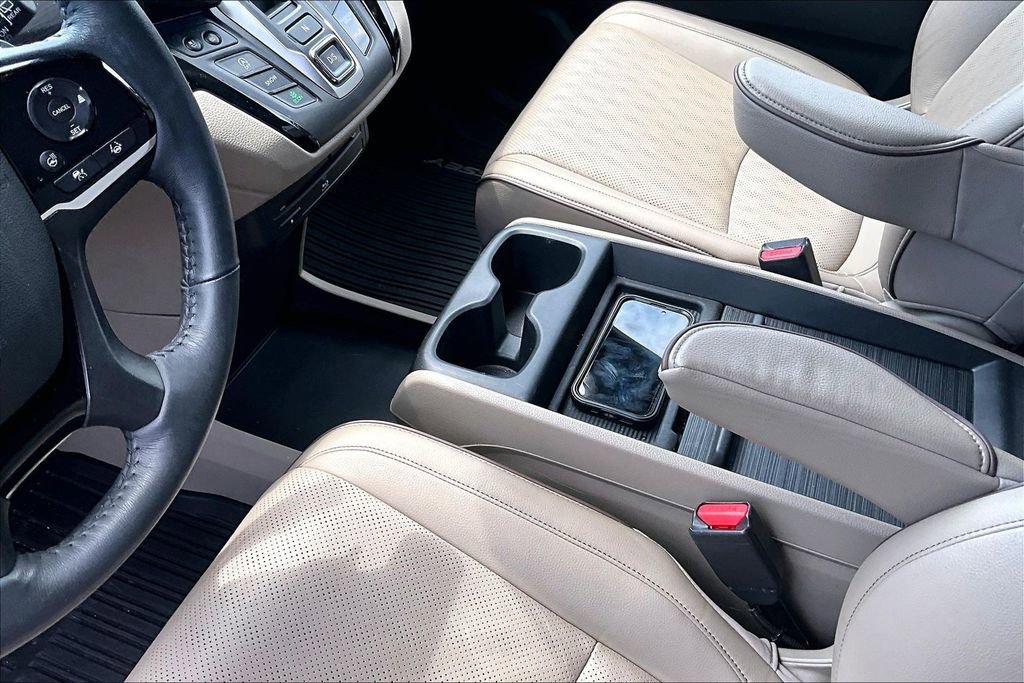 Used 2024 Honda Odyssey Elite image 14