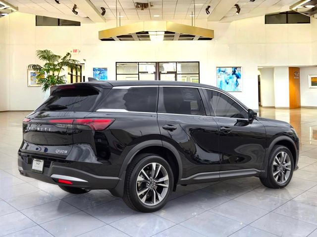 Certified 2026 INFINITI QX60 Pure w/ Cargo Package AWD/4WD image 5