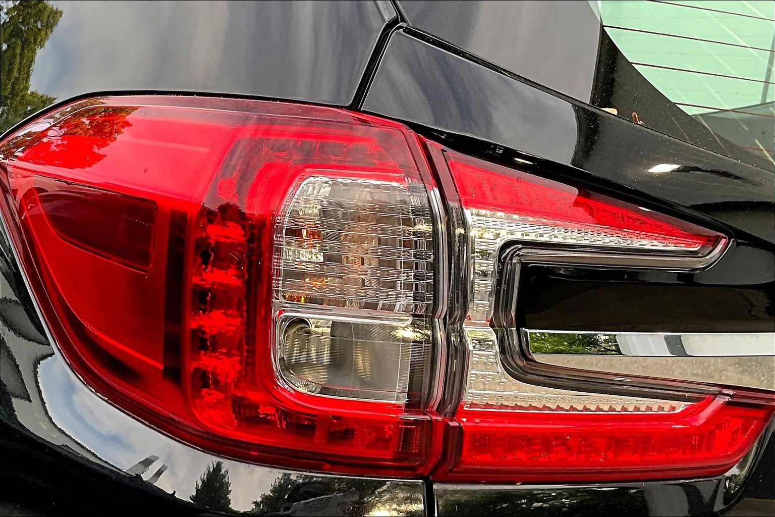 Used 2023 Subaru Ascent 8-Passenger AWD/4WD image 25