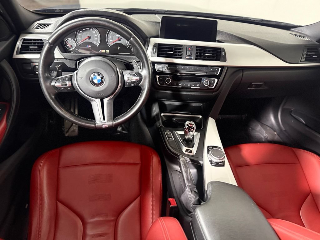 Used 2015 BMW M3 RWD image 11
