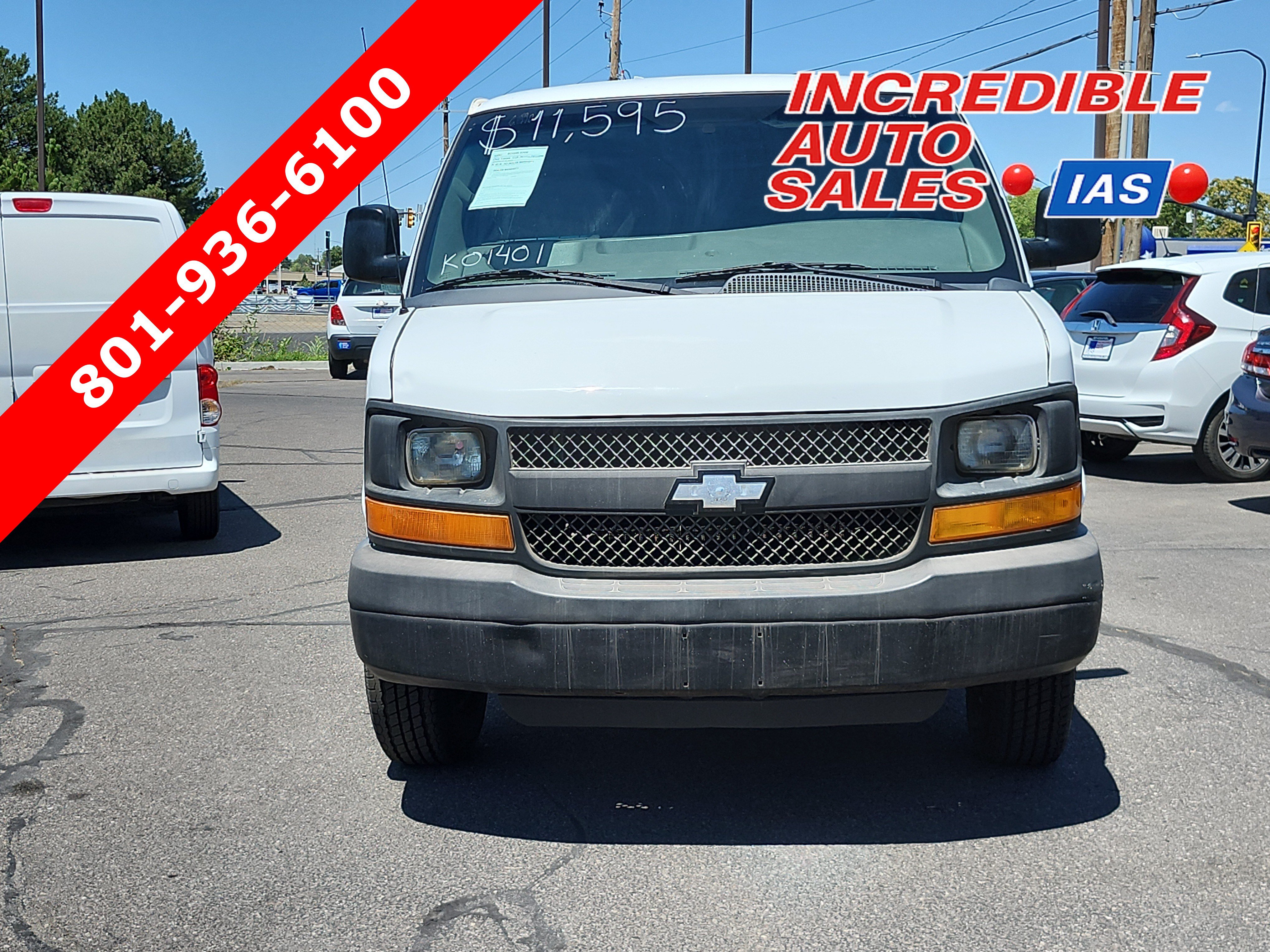 Used 2015 Chevrolet Express 3500 Extended RWD image 1