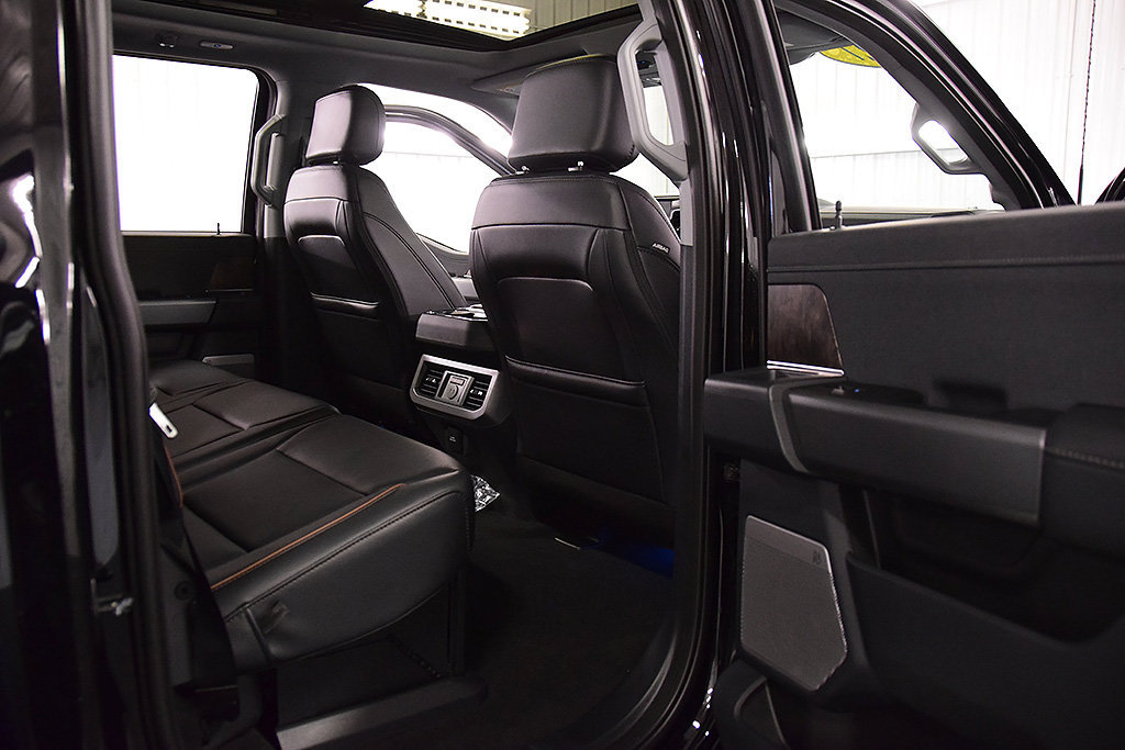 New 2027 Ford F350 Lariat w/ Lariat Premium Package AWD/4WD image 32