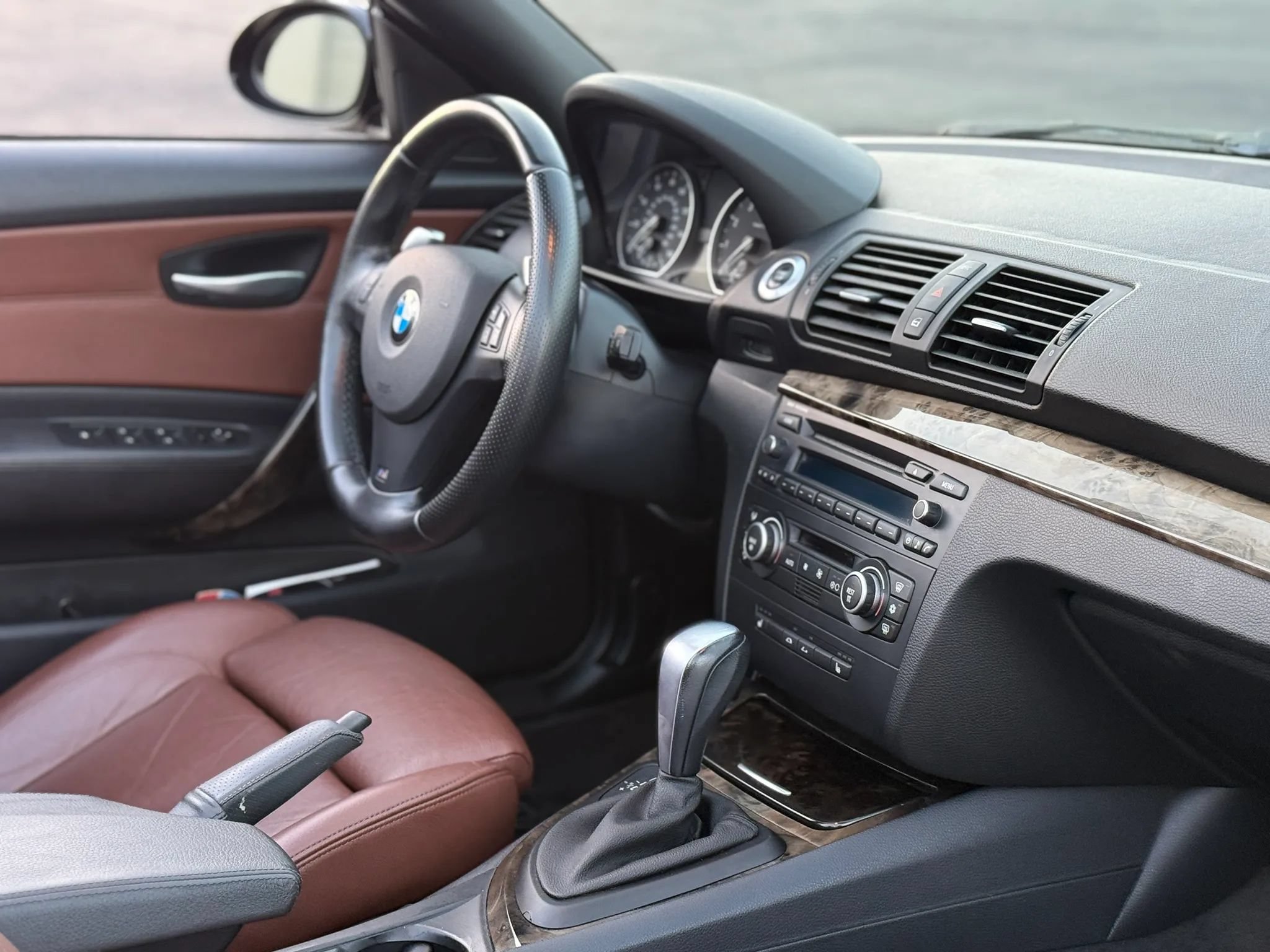 Used 2009 BMW 135i Convertible RWD image 36