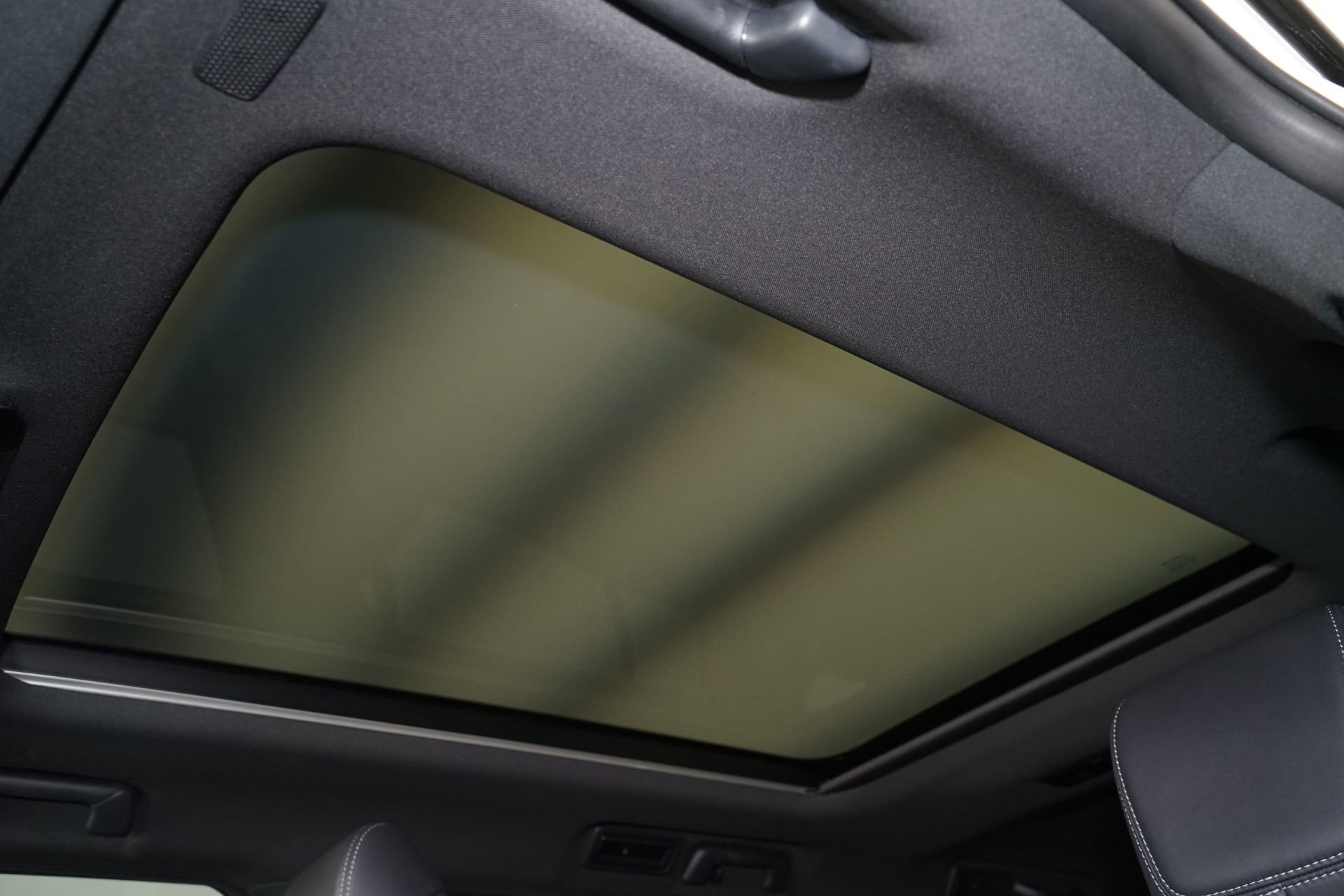 Used 2024 Lexus GX 550 w/ Accessory Package (31) image 19