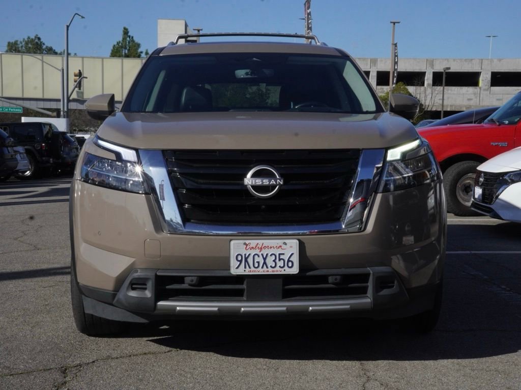 Certified 2023 Nissan Pathfinder Platinum image 6