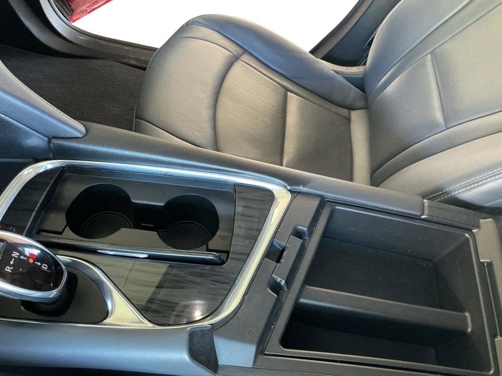 Used 2020 Buick Enclave Essence image 8