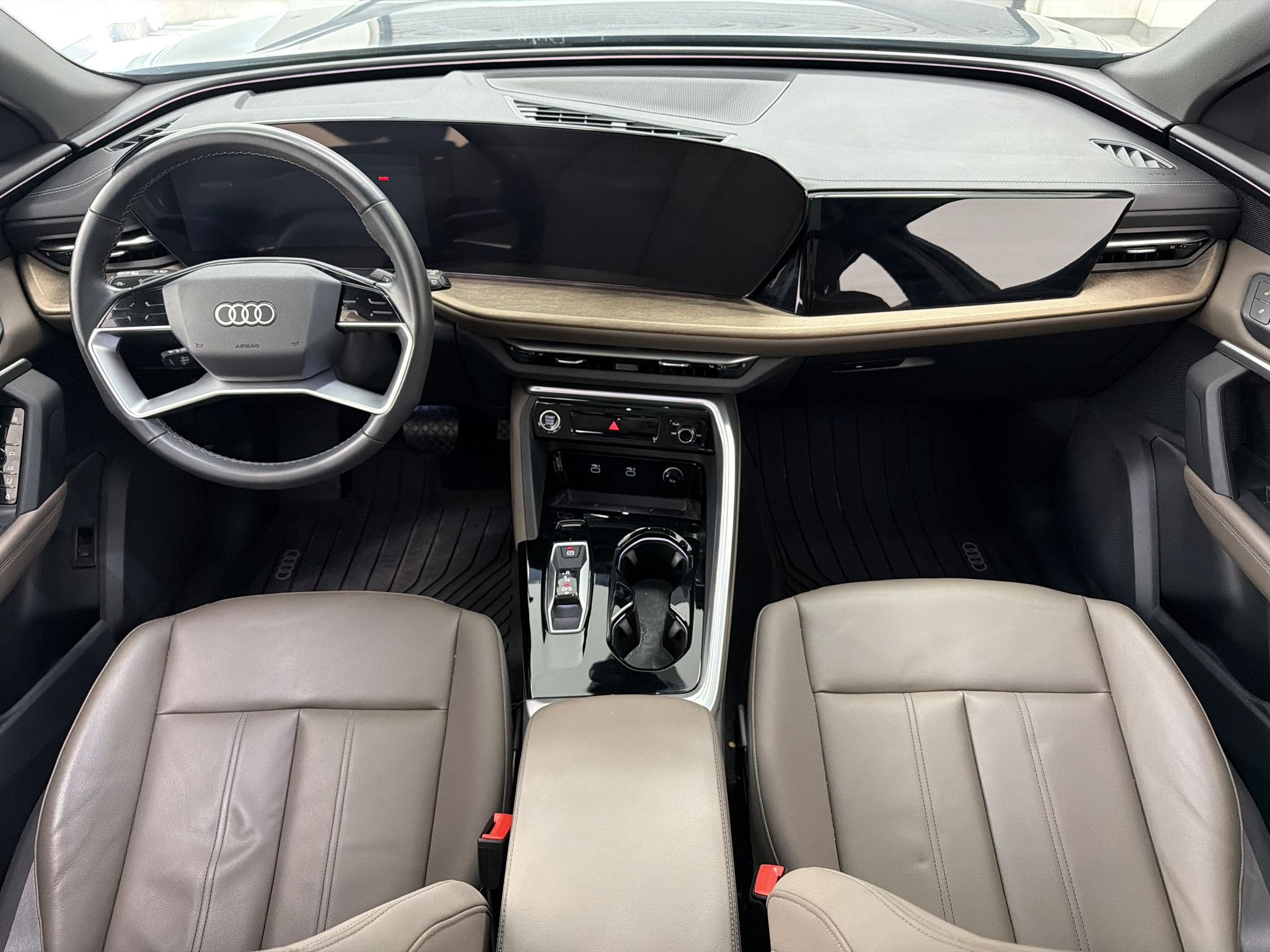 Used 2025 Audi Q5 Premium w/ Convenience Package AWD/4WD image 15