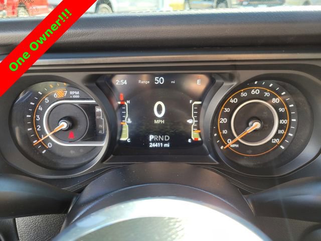 Used 2024 Jeep Wrangler Sahara image 25