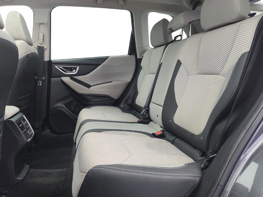 Used 2022 Subaru Forester Premium image 20