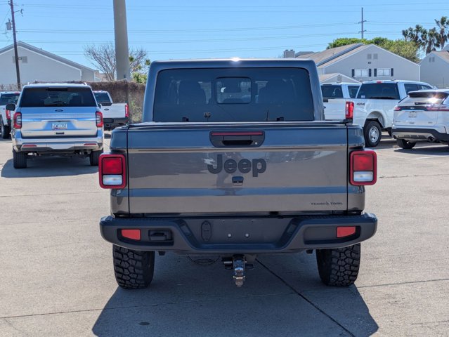 Used 2025 Jeep Gladiator Sport image 7