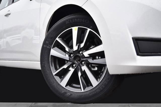 New 2025 Nissan Versa SV w/ Trunk Package image 3