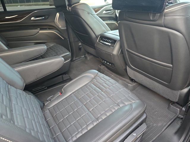 Used 2023 Cadillac Escalade Sport Platinum image 11