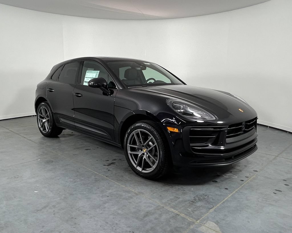 New 2026 Porsche Macan AWD/4WD image 9