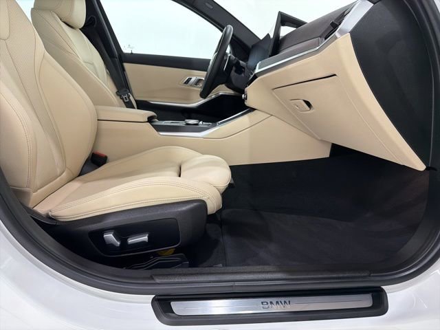 Certified 2023 BMW 330i xDrive Sedan w/ Premium Package AWD/4WD image 20