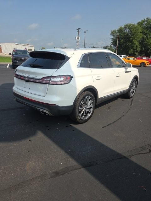 Used 2023 Lincoln Nautilus Reserve w/ Cargo Utility Package FWD image 3