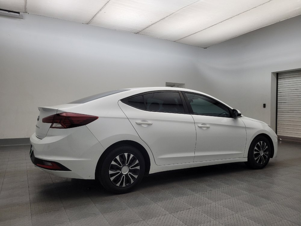 Used 2019 Hyundai Elantra SE image 10