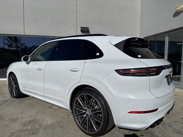 Used 2021 Porsche Cayenne GTS image 5