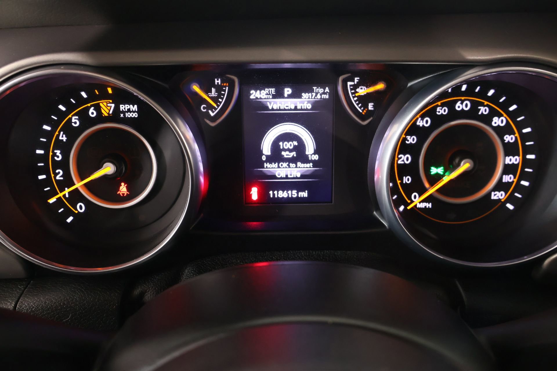 Used 2020 Jeep Wrangler Sport AWD/4WD image 4