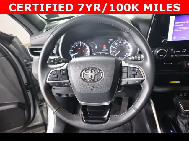 Used 2023 Toyota Highlander XSE FWD image 19