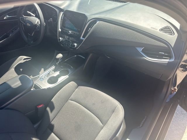 Used 2023 Chevrolet Malibu LT image 34