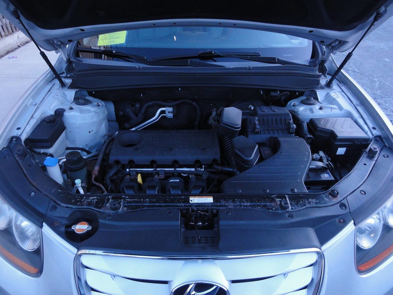 Used 2011 Hyundai Santa Fe GLS image 22