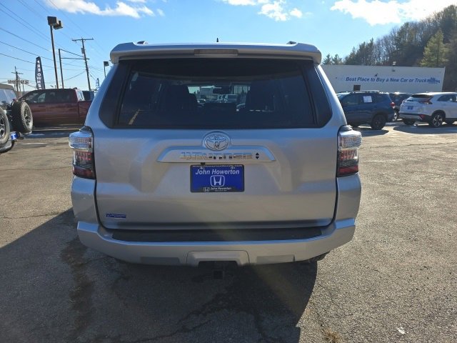 Used 2023 Toyota 4Runner SR5 Premium w/ Moonroof Package image 4