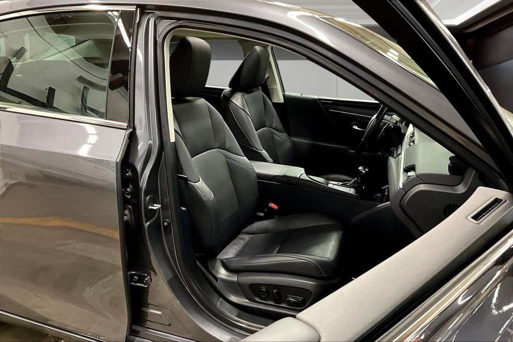 Used 2019 Lexus ES 350 Luxury w/ Premium Package image 29