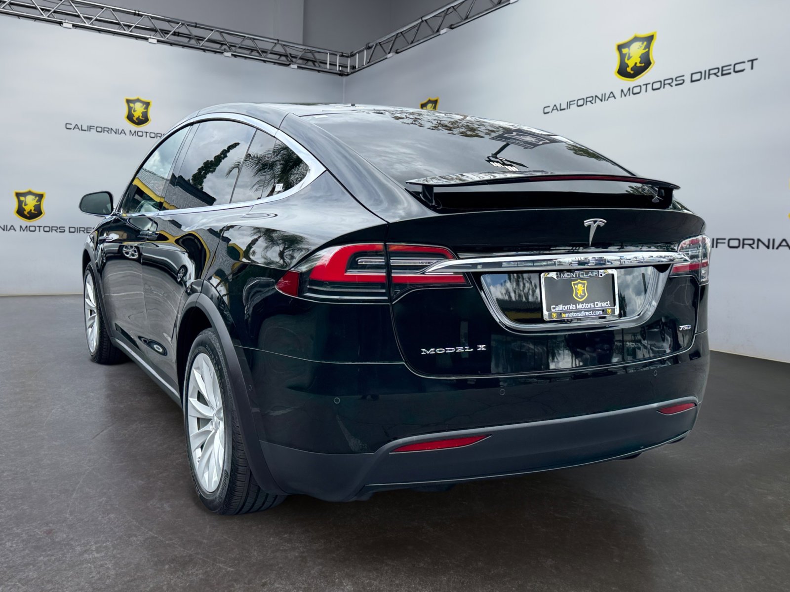 Used 2017 Tesla Model X 75D AWD/4WD image 3