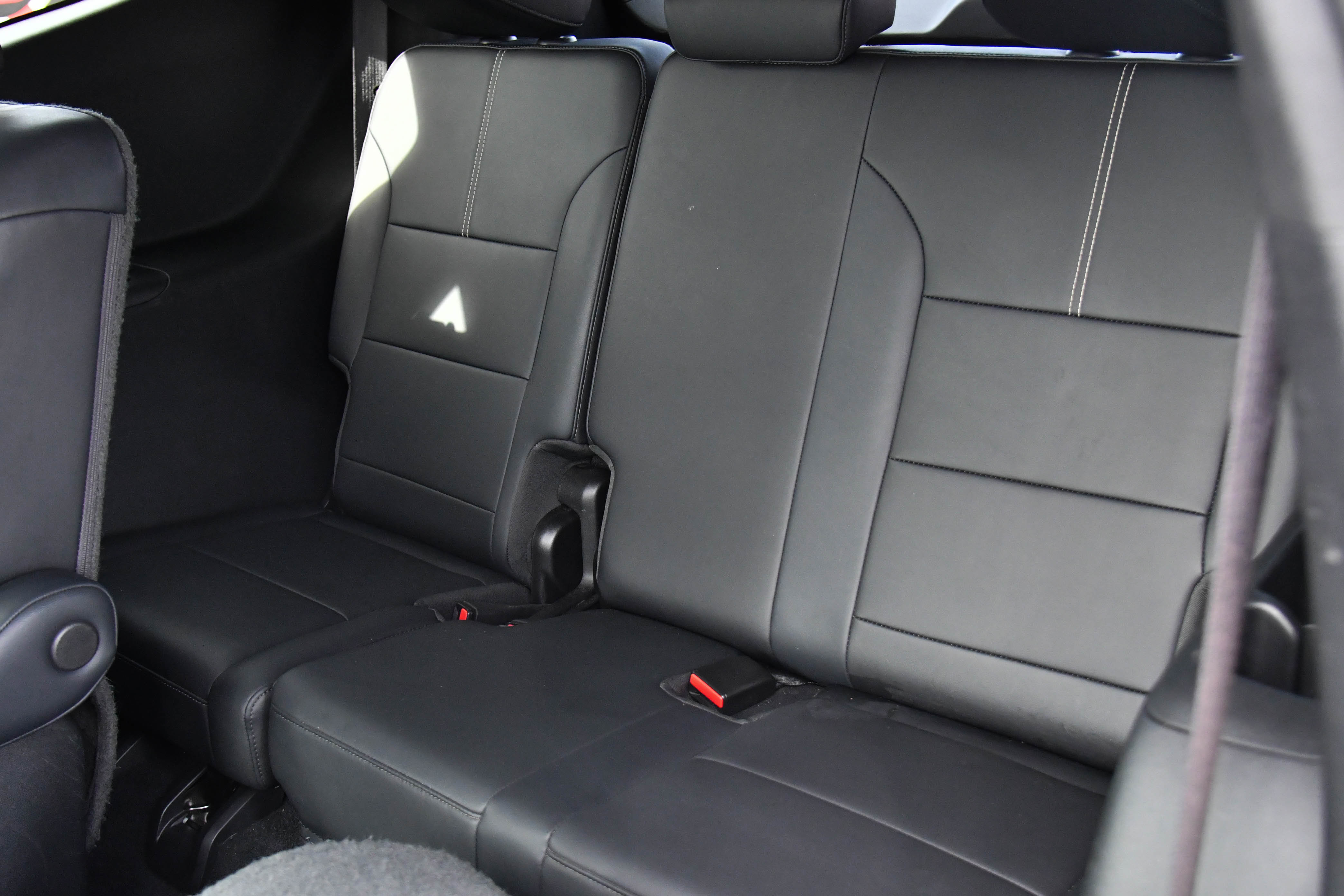 Used 2024 GMC Acadia Elevation image 44