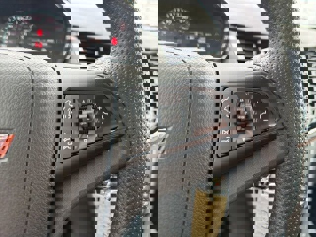 Used 2022 Chevrolet Trax LS w/ Tint and Cruise Package image 22