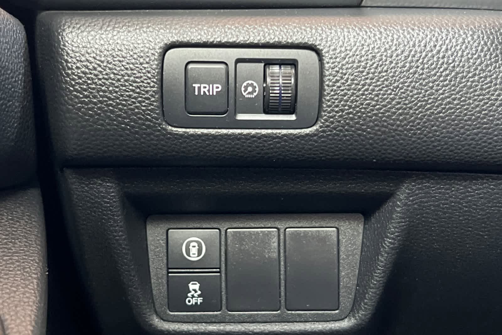 Used 2018 Honda Accord Sport image 28