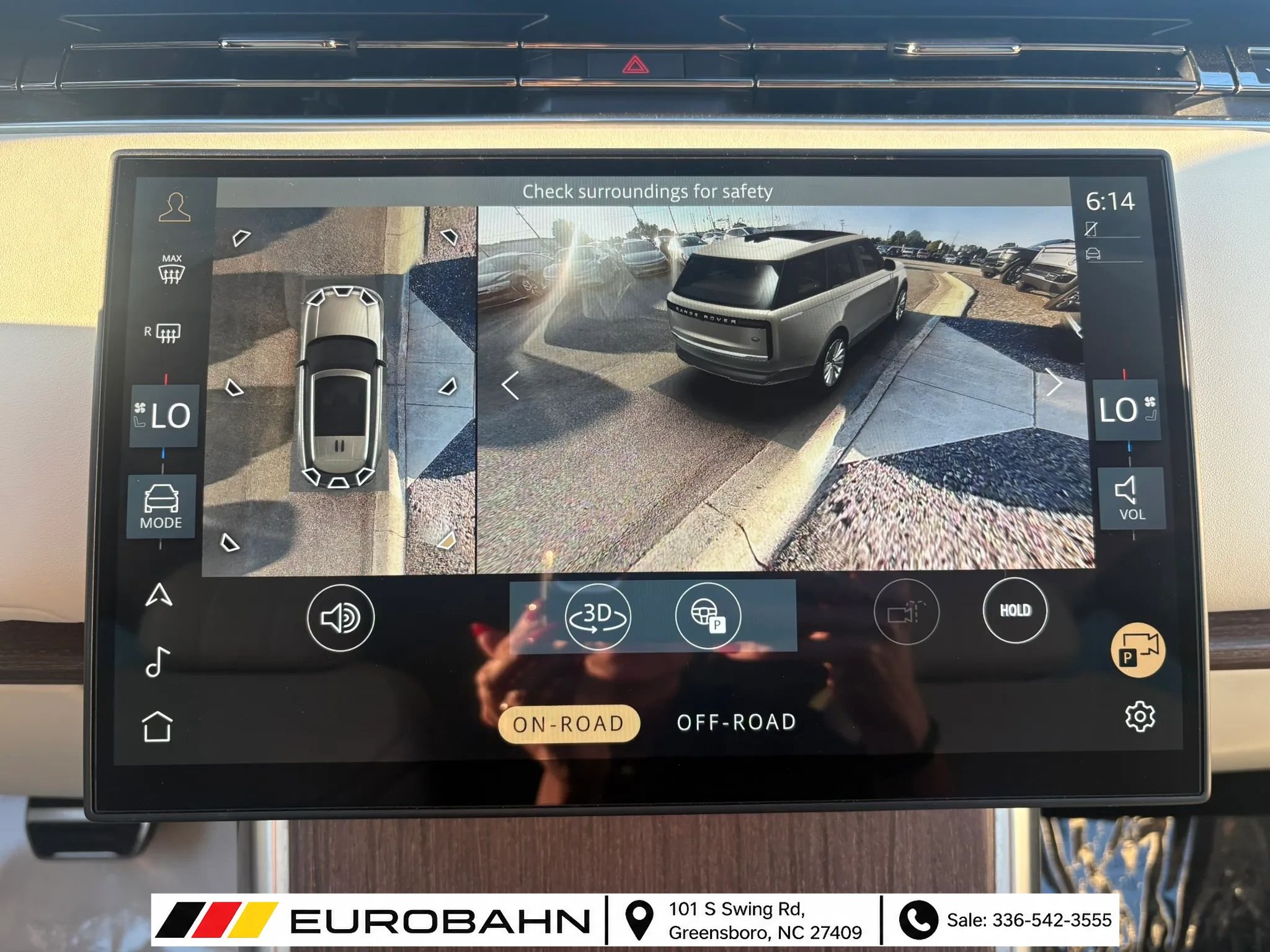 Used 2025 Land Rover Range Rover SE AWD/4WD image 23
