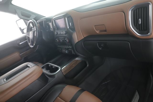 Used 2022 Chevrolet Silverado 2500 High Country w/ Safety Package II AWD/4WD image 32
