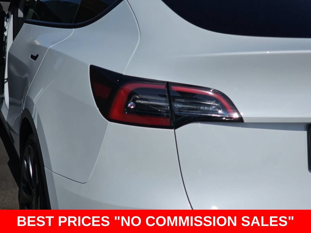 Used 2022 Tesla Model Y Performance AWD/4WD image 42